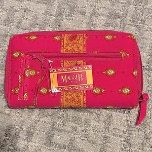 🆕 MaggiB Floral Zip Around Wristlet Wallet NWT